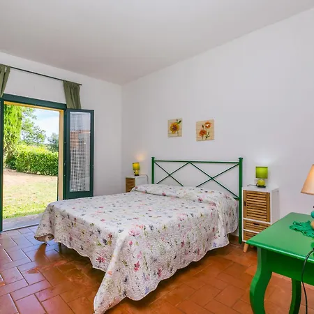 Gardenia By Interhome